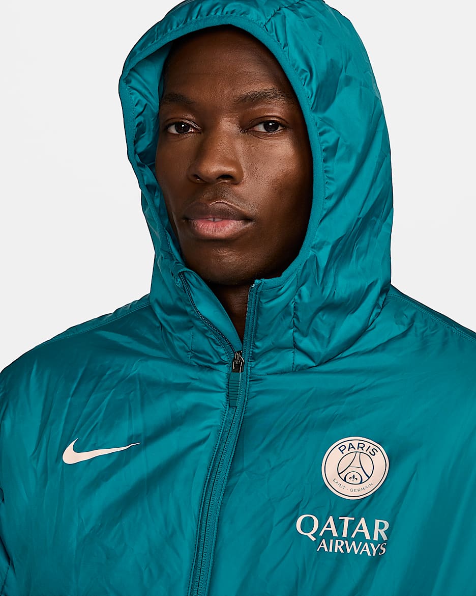 Paris Saint Germain Academy Pro Men s Nike Therma FIT Football Synthetic Fill Jacket. Nike CA